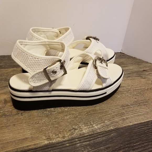 White Buckle Platform Sandals by Wanted sz 8 - Picture 2 of 8